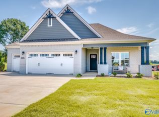 105 Nuckolls Ln, Meridianville, AL 35759