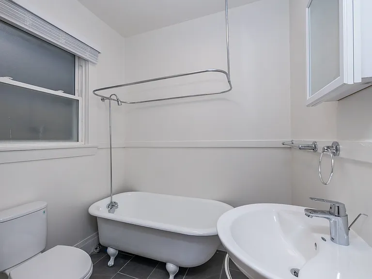 Vue De Lac Apartments — Photo 15
