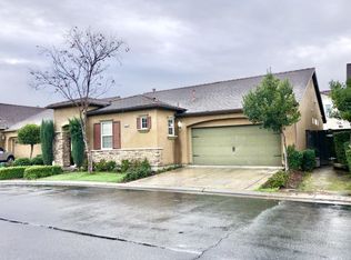 4246 Prescott Ln, Clovis, CA 93619