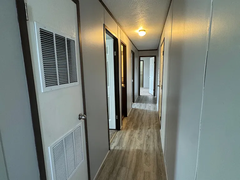 Oak Tree Village — Photo 15