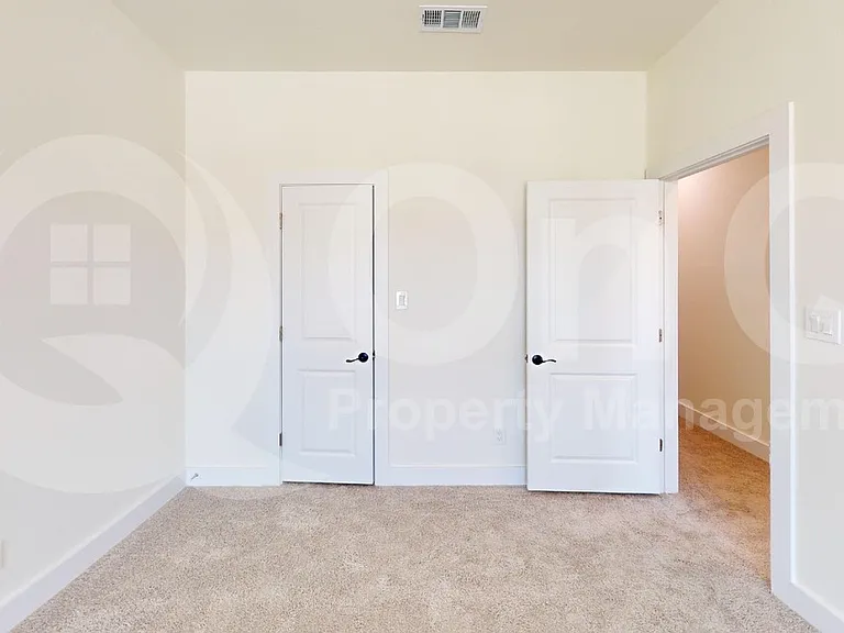313 Buck Ridge Dr — Photo 10