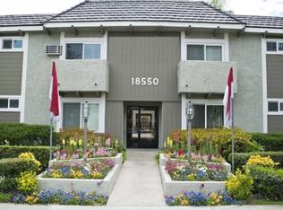 18550 Burbank Blvd APT 220, Tarzana, CA 91356