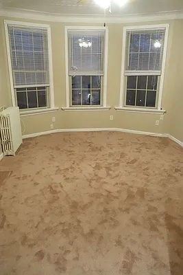 Rented by Alexander Bilu, LREB | media 17