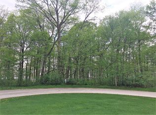 17C Ashe Rd, Sugar Grove, IL 60554