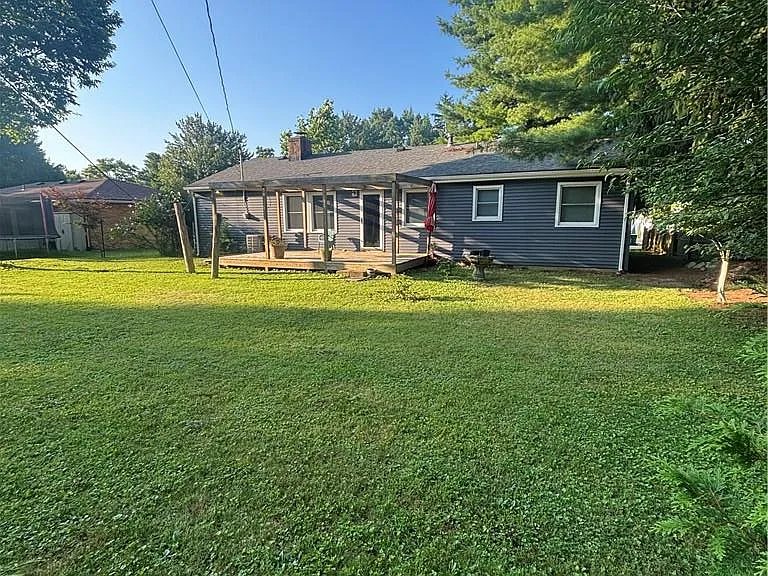 155 Lisa Ln — Photo 10