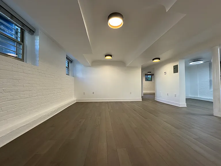 11433 Ashbury Ave #1 — Photo 20