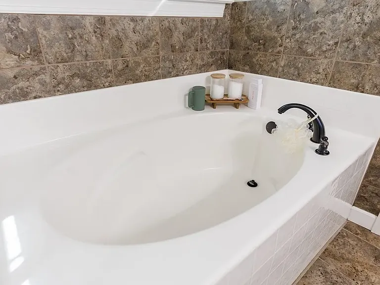 901 Sugarberry Dr — Photo 17