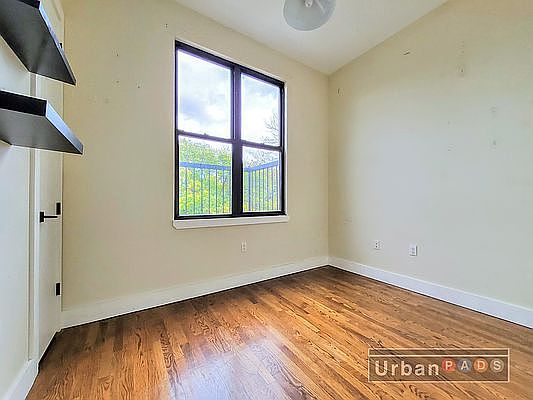 2nd image of 560 Evergreen Ave #1D