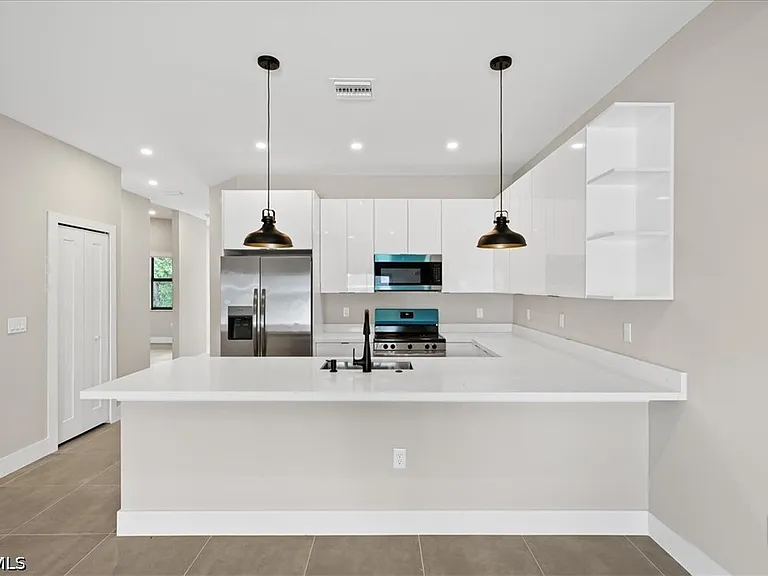 1012 Gerald Ave — Photo 13