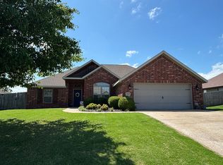 210 Cherokee St, Lowell, AR 72745