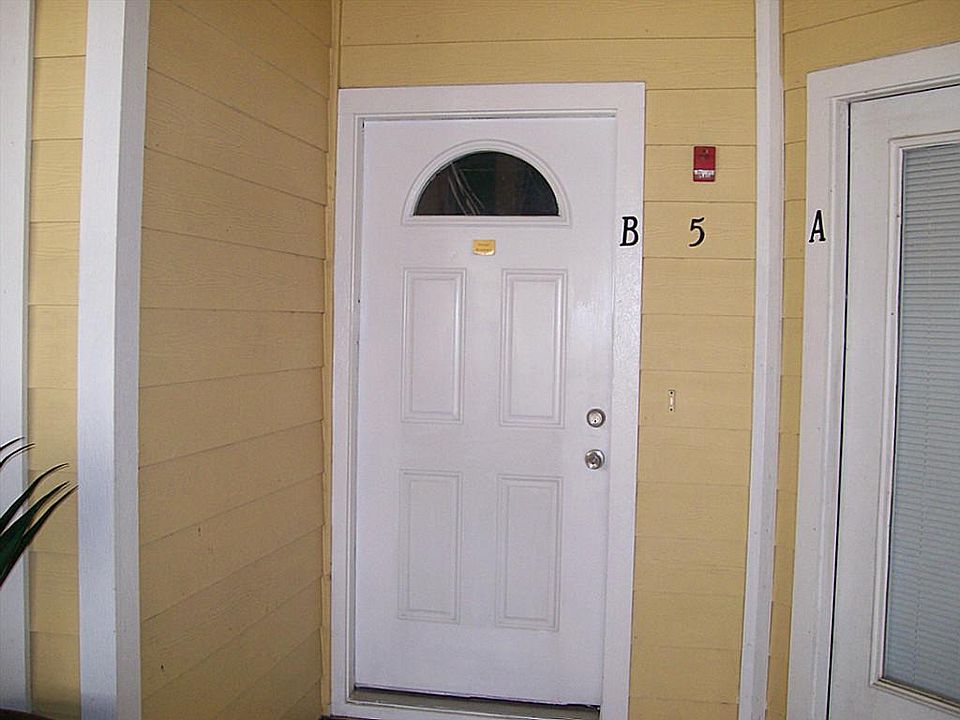 1st image of 811 Bradford Ave #8115B
