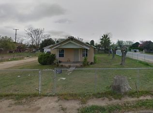 562 S Maple St, Pixley, CA 93256