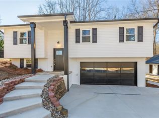 242 Westridge Dr, King, NC 27021