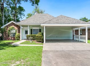 206 Delcy Dr, Broussard, LA 70518