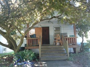 6819 17th Ave NE, Seattle, WA 98115