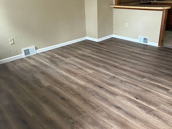 3rd image of 1119 Drey St #1