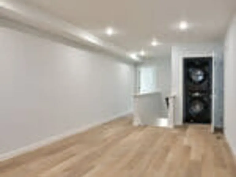 645 Brooklyn St — Photo 18