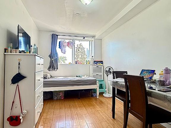 5th image of 871 50th St APT 4A