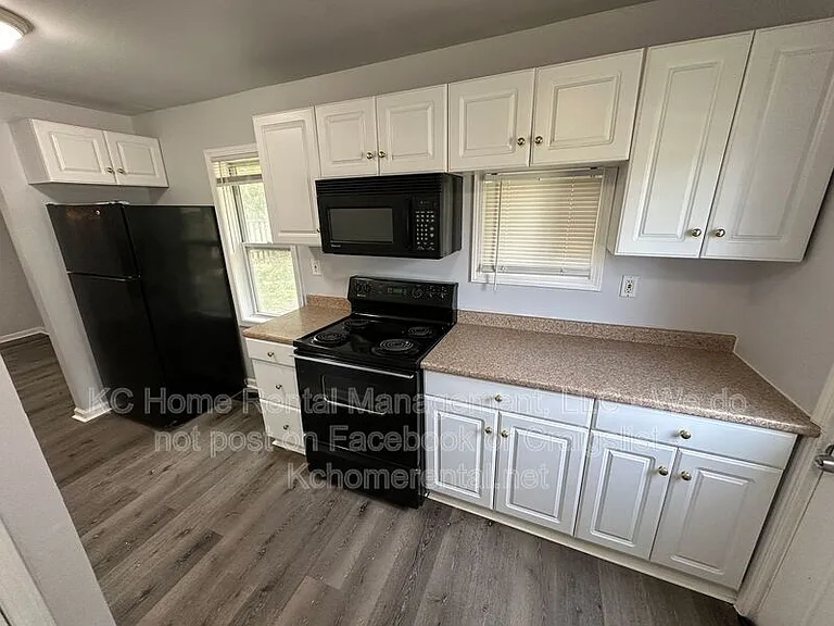 4116 Springfield St — Photo 10