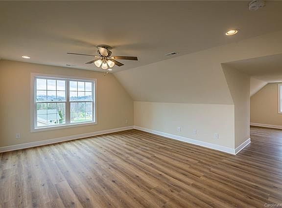 4th image of 4244 Boulder Dr
