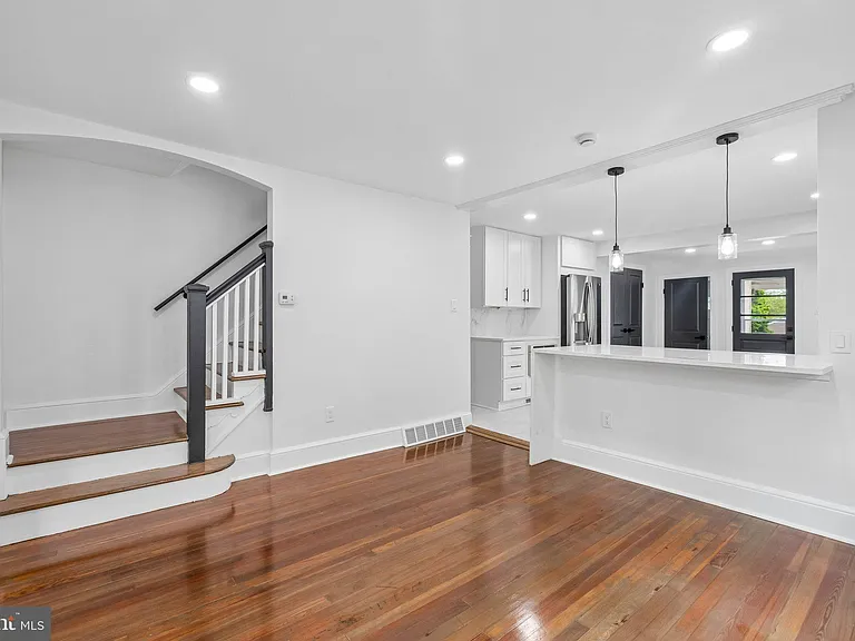 114 Conestoga Rd — Photo 27