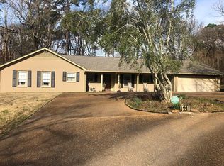 1211 Chickasaw Rd, Oxford, MS 38655