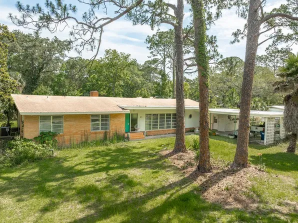 23 Adams St, Apalachicola, FL 32320