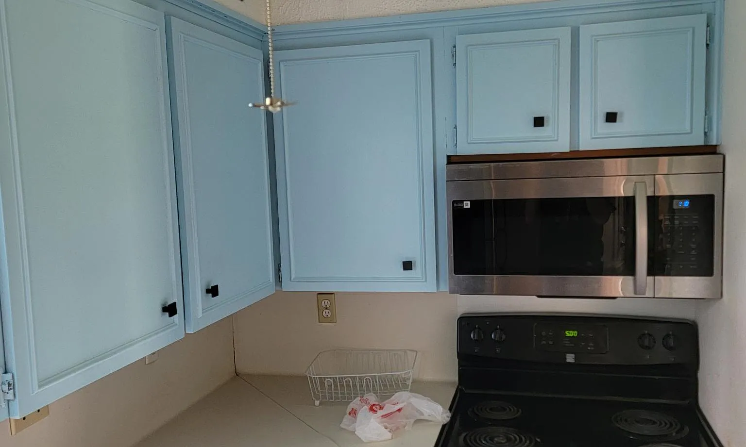 1429 Hawk Tree Dr — Photo 1