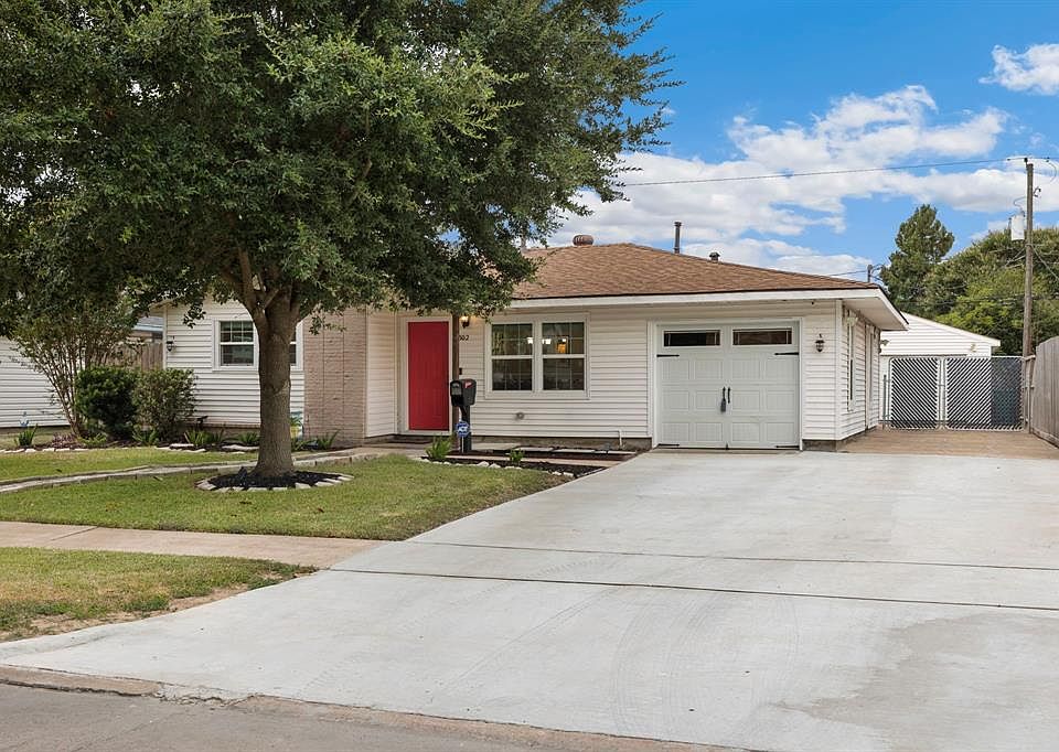 1st image of 3302 Thornwood Drive