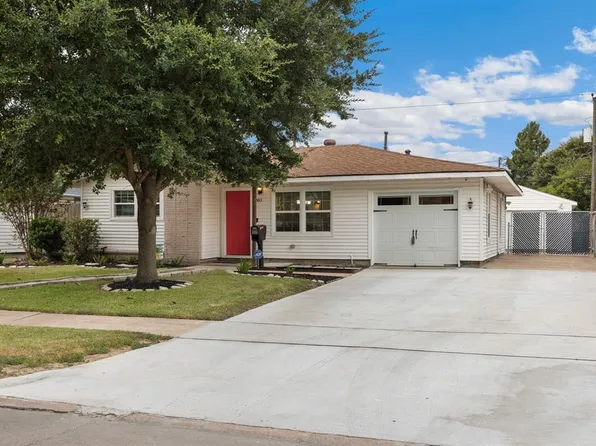 3302 Thornwood Drive, Pasadena, TX 77503