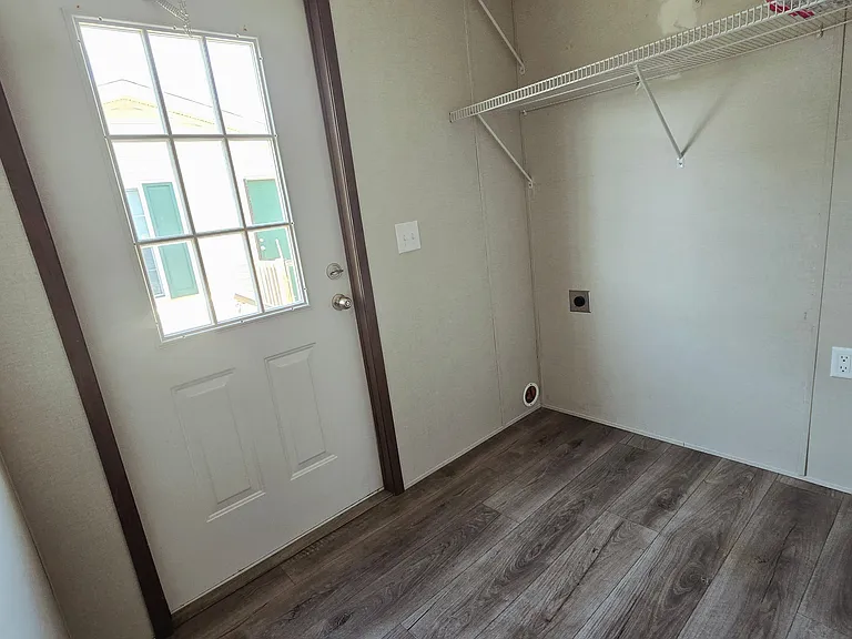 Westbridge Manor — Photo 46