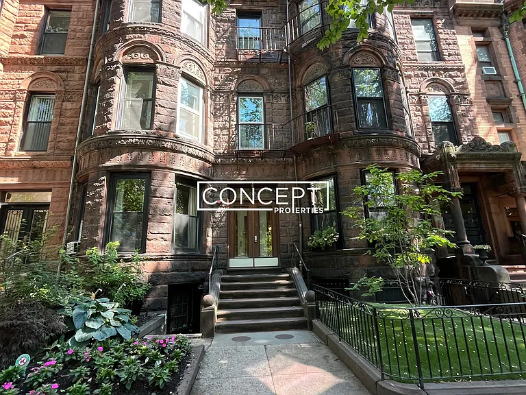 379 Commonwealth Ave #2CP — Photo 1