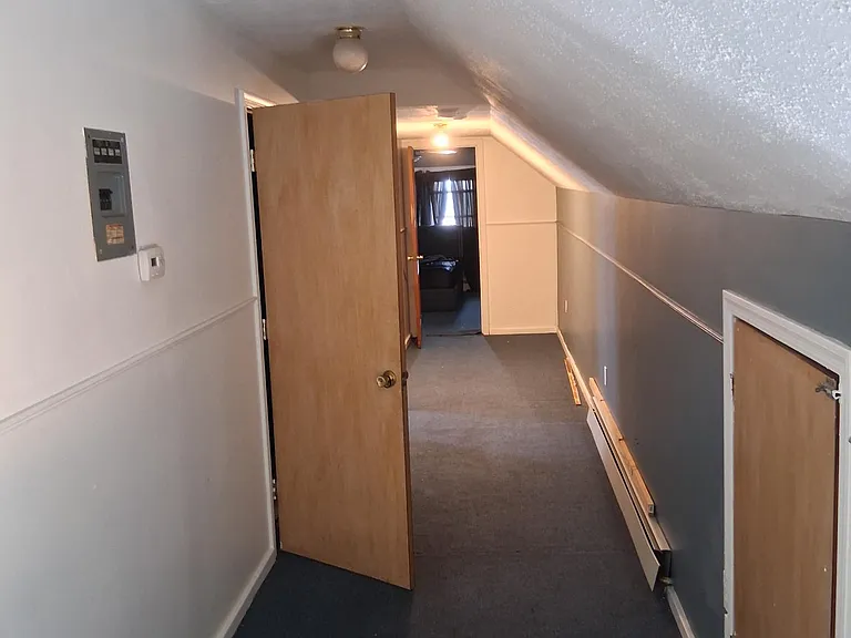 78 Savoy Pl — Photo 11