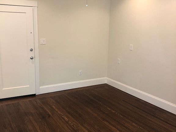 2nd image of 4740 Balboa St APT 308
