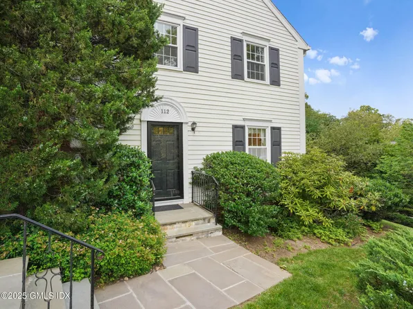 112 Greenwich Hills Dr, Greenwich, CT 06831