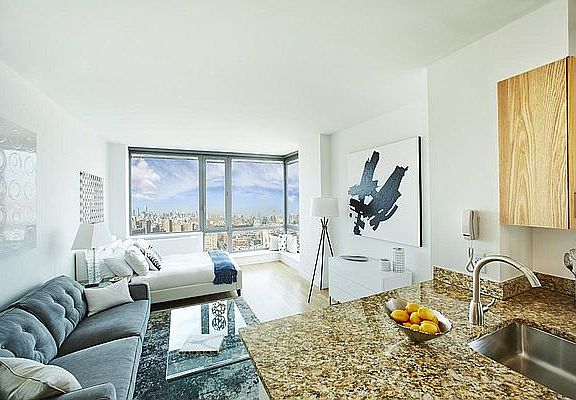 5th image of 188 Ludlow St Ph D