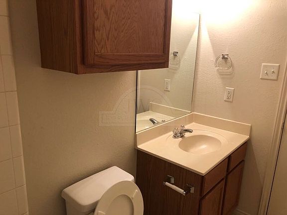 4th image of 315 Creek St APT B