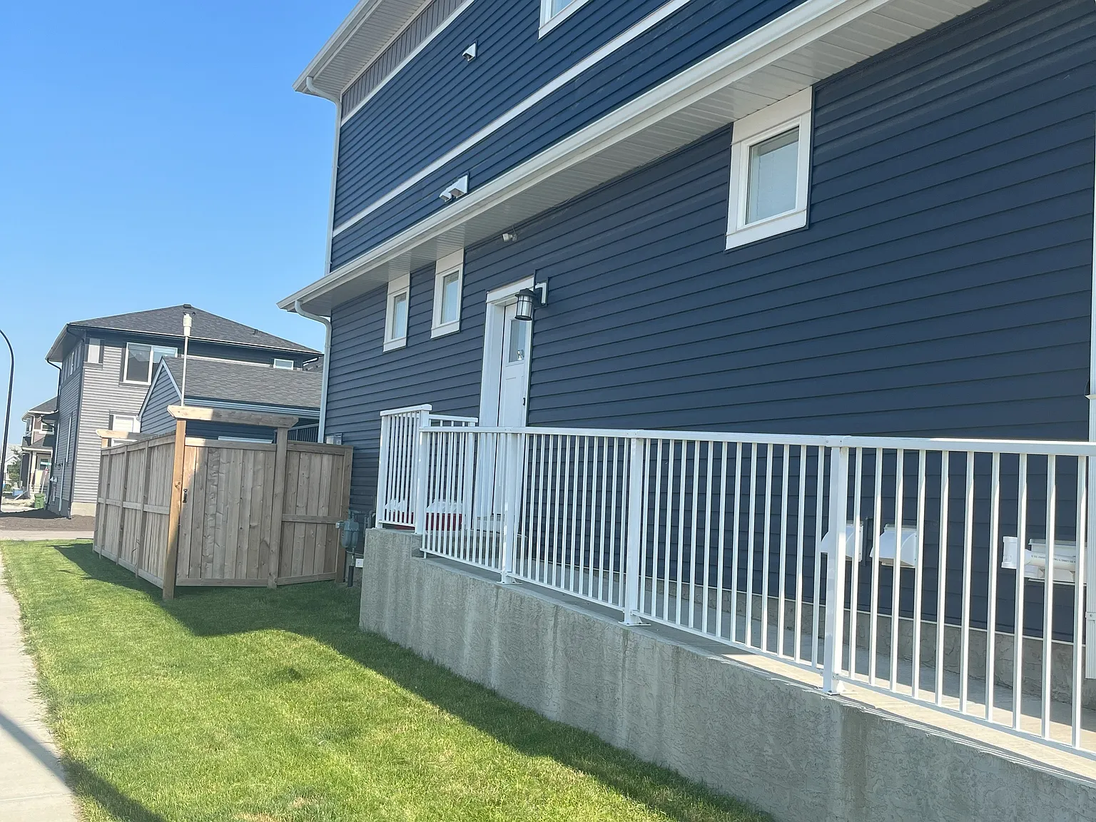 146 Creekside Drive SW (CP045A) — Photo 2