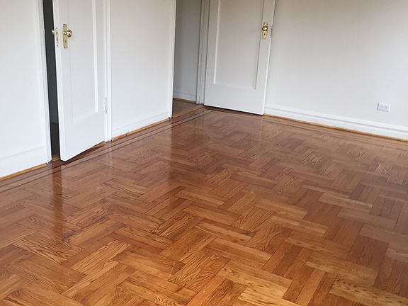 4th image of 201 E Mosholu Pkwy N APT 4A