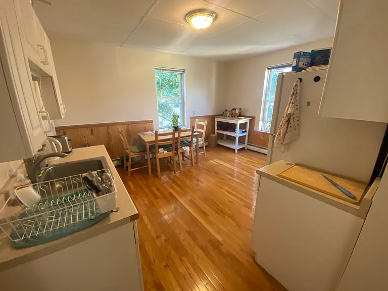 273 Pearl St #3 — Photo 5
