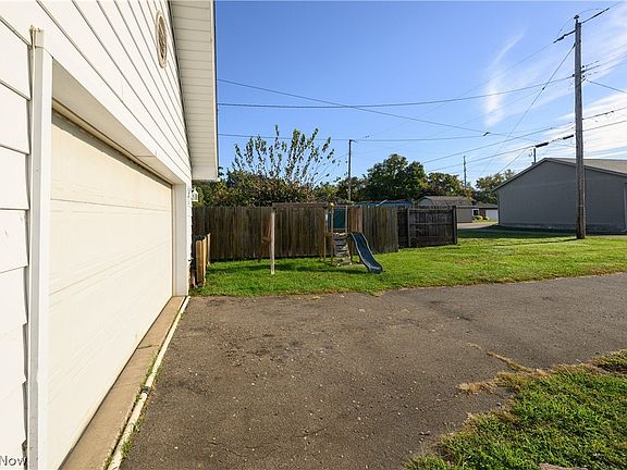 5th image of 1235 Eastport Ave