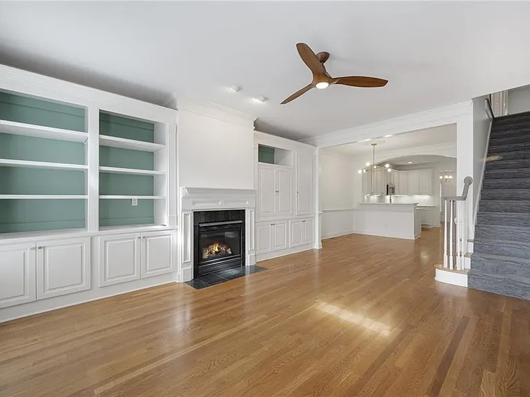 2603 Oglethorpe Cir — Photo 8