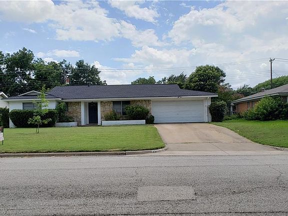 2nd image of 4309 Wedgmont Cir S