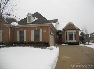 5140 Brecon Ct #52, Rochester, MI 48306