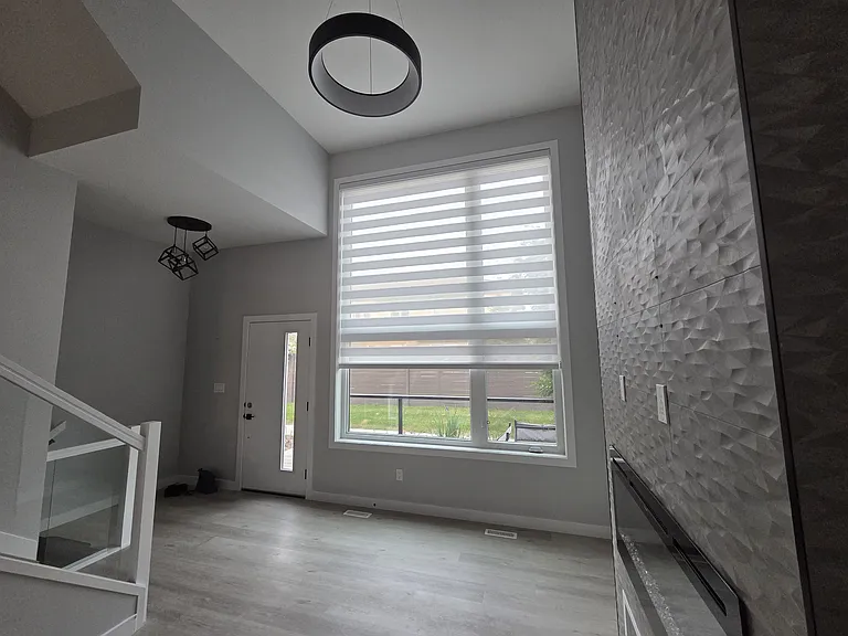 1729 Keene Cres SW — Photo 13