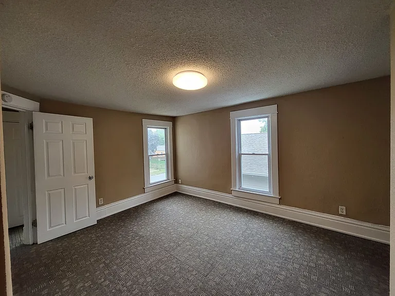 1267 Stewart St — Photo 27