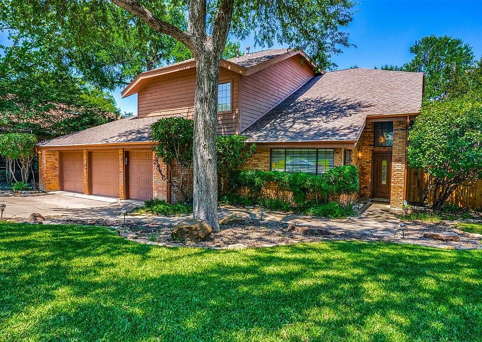 1st image of 2510 Winding Hollow Ln