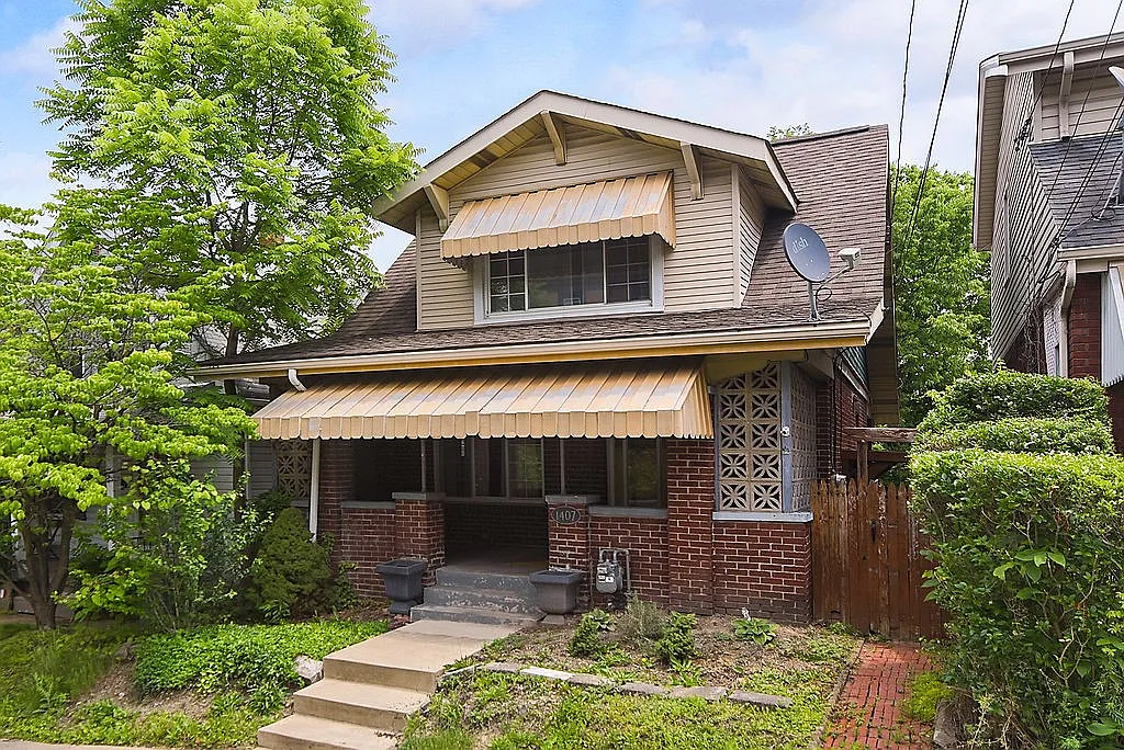 1407 Westfield St photo 1