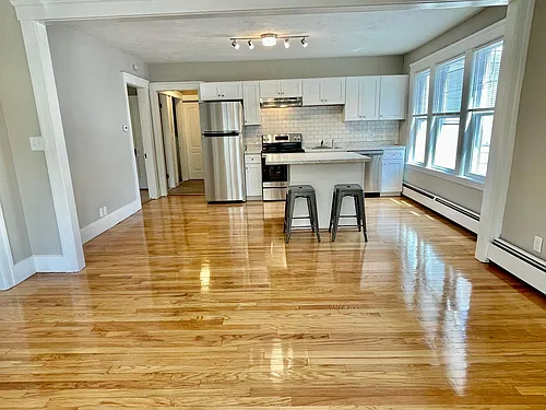 195 Ingleside Ave #1 Photo 1