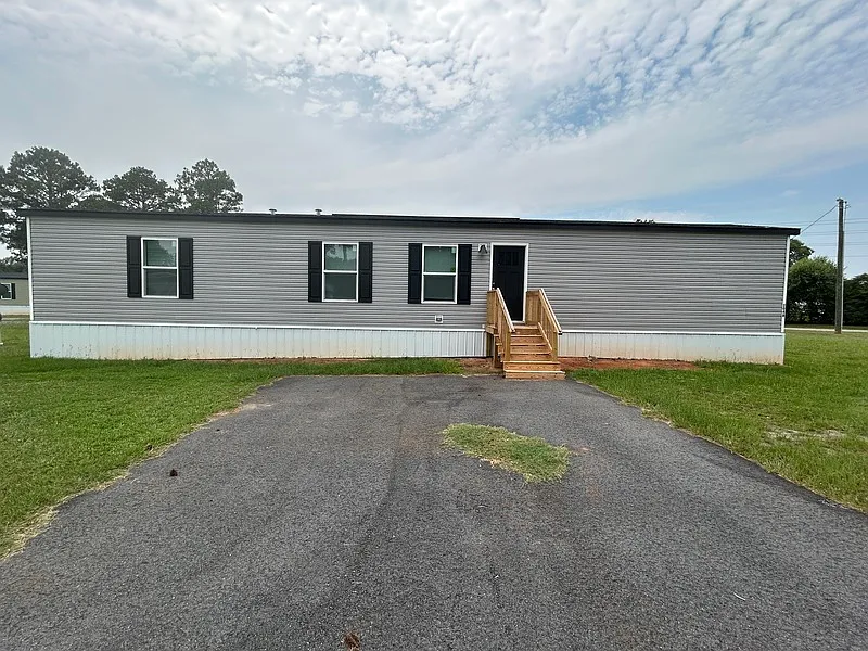 204B Sussex Dr
